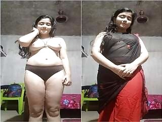 Desi's Most In-Demand Girl Records Her Nude Video For Lover